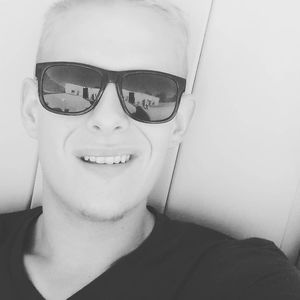 Meet your Posher, Dylan